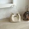Essenciais de Escritório Super Quentes Bolsa Pequena de Mão Feminina 2026 Nova de Verão High-End para o Trabalho Ombro Único Transversal Bolsa Saco