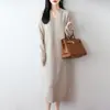 Vestido de punto francés con cuello en V 100% lana para mujer, nuevo 2026 suelto largo hasta la rodilla vestido suéter básico