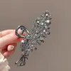 Novo prendedor de cabelo de tubarão com pérolas e diamantes de alta qualidade, pente para a parte de trás da cabeça, grampo de cabelo, adorno de cabeça feminino