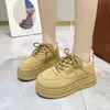 Sapatos Casuais Esportivos para Aumentar Altura para Pessoas Baixas Mulheres 2026 Primavera Outono Novo Estilo ins Versátil Plataforma com Solado Grosso de 6cm Sapatos Mulheres