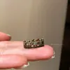 Anel Vintage Borboleta Estilo Chinês Retro para Mulheres, Anel Estilo Desgastado, Toque de Luxo Leve Nicho High-End, Anel Ajustável para Dedo Indicador
