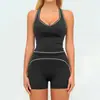 Nuevo conjunto deportivo cruzado de chaleco y shorts para yoga para mujer, ropa deportiva para fitness al aire libre y running, ropa de gimnasio para mujer