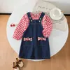 2026 Amazon Más Vendido Estilo Campestre Blusa a Cuadros para Niñas con Conjunto de Vestido Overol de Mezclilla Dos Piezas