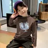 Roupa Íntima Térmica Base para Meninos 2026 Nova Roupa Outono/Inverno Gola Meia-Alta Camiseta de Manga Longa Infantil De Rong Top Escovado Tendência