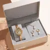 Reloj de Pulsera para Mujer Estilo Francés Vintage Dorado Ovalado Crema, Set de Tres Piezas, Pulsera Dorada Lisa, Pulsera de Cuentas Doradas Pequeñas de Flor de Loto