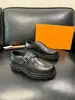 Sapatos Masculinos de Couro Genuíno Estilo Social Slip-On, Venda Quente Transfronteiriça, com Fivela Td e Solado Grosso, Fornecimento Direto da Fábrica