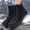 Zapatos de Algodón Zapatos de Hombre 2026 Invierno Transfronterizos Nuevo Estilo Impermeables para Exteriores Zapatos de Trabajo Cálidos Engrosados con Terciopelo Botas de Nieve Casuales