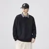 Sudadera de peso pesado estilo camisa de dos piezas falsas para hombre, nuevo modelo otoño-primavera 2026, tacto de alta gama, patchwork, corte holgado, cuello camisero, manga larga