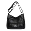Nova Bolsa Transversal Feminina Couro Macio Grande Capacidade Bolsa de Ombro Bolsa de Mãe Múltiplos Bolsos Prática Bolsa de Ombro Único Feminina