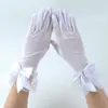 Guantes de encaje para niños transfronterizos, guantes cortos sin dedos, guantes para vestido de decoración de bodas, guantes de encaje de red de pesca para bodas al por mayor