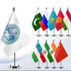 Porta banderas de mesa de un solo mástil Marco en forma de Y Bandera militar de EE. UU., Rusia, Ucrania, EE. UU. Porta banderas de oficina Bandera de negociación con firma