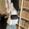 Bolsa Tecida Super Quente Versátil Feminina 2026 Novo Estilo Fashionável Popular Bolsa de Ombro Único Transversal Mini Bolsa Quadrada Exquisita