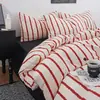 Juego de ropa de cama simple y de alta gama estilo Ins con gasa plisada para dormitorios de estudiantes y uso doméstico, incluye funda de edredón, sábana plana, sábana ajustable, juego de cuatro piezas para estudiantes universitarios