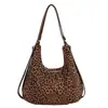 Bolsa de Venta Caliente para Mujer 2026 Otoño/Invierno Nuevo Tres Vías Multifuncional Estampado de Leopardo Gran Capacidad Casual para Viaje Diario Bolso Tote de Hombro Único