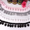 En stock al por mayor 1.8 bola de lana encaje cortina bola colgante encaje con accesorios de ropa color ángulo recto bola de lana encaje