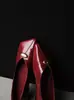 Versão em Pele de Ovelha de Sapatilhas de Ballet Retrô Francesas com Bico Quadrado e Fivela de Metal, Sapatos Baixos de Calçar para Mulheres, Confortáveis e Versáteis, Adequados para o Dia a Dia