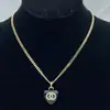 Collar Estilo Chanel Colgante Letra Doble C de Chanel Lazo Etiqueta Cuadrada de Resina Collar Sencillo Estilo Chanel Nuevo