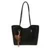 2026 Nova Bolsa Tote Simples com Textura Casual Tendência da Moda Bolsa de Grande Capacidade Cor Sólida Personalidade Bolsa de Ombro Feminina