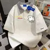 Camiseta de Manga Corta a Cuadros con Estampado de Letras de Dibujos Animados y Cuello, Estilo Campus Primavera-Verano para Mujer, Tops de Pareja para Hombre