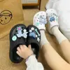 Bonito Mezclilla Cuadros Azules Corazón Lazo Serie Azul Zuecos Versátiles DIY Desmontable Hebilla de Zapato Versátil