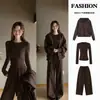 Moletom Feminino para Outono Conjunto Esportivo 2026 Novo Outono Inicial Estilo Coreano Roupa de Alto Padrão, Um Conjunto Completo de Estilo Casual e Relaxado