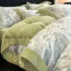 Juego de Cuatro Piezas de Terciopelo de Leche Francés Cálido y Engrosado 2025 Nuevo Otoño e Invierno Estampado de Terciopelo Coral Sábanas y Ropa de Cama