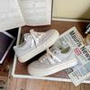 Baikuang 2023 Primavera Nuevos Zapatos Blancos Casuales Versátiles Retro Zapatos de Lona de Dos Barras Diseño Nicho Zapatos de Mujer