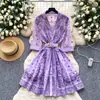 Moda Retro Francesa Elegante Gola de Terno Manga Três Quartos Cintura com Laço Vestido Estampado Feminino Verão Emagrecedor Manga Curta Botão Único Saia Curta