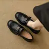 Mocassins Camélia Femininos 2026 Primavera Novos Sapatos Pequenos de Couro Para o Trabalho Slip-ons Plataforma Mary Janes Sapatilhas de Couro Macio