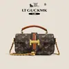 Bolsa de mão de alto valor feminina 2026 novo estilo elegante corrente Europeia e Americana luxo leve padrão antigo bolsa de mão bolsa de ombro bolsa transversal