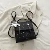 Mochila niche estilo coreano com estampa de estrelas para mulheres, bolsa de mão da moda 2026, mini mochila casual para o dia a dia