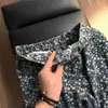 Jeans acampanados con estampado integral de estrellas estilo American Vibe tie-dye para hombre, pantalones largos versátiles de pierna recta holgada, de moda en la calle