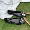 Sandalias planas retro populares negras con puntera para mujer 2025 Nuevo verano de alta gama estilo coreano zapatos de gelatina de cristal