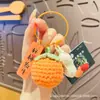 Lindo llavero de coche de caqui tejido a crochet de lana para mujer, pareja, bolso, colgante de caqui, exquisito regalo pequeño, venta al por mayor