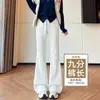 Pantalones anchos de microcampana blanco grisáceos para mujer, otoño e invierno, con forro polar, popular estilo nuevo 2026, fluidos, ajustados, favorecedores, pantalones de campana