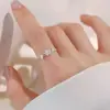 Anillo de flor bañado en plata 925, anillo abierto liso de nicho de lujo ligero para mujer, anillo popular de gama alta para el dedo índice