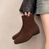 Botines de Ante Cuadrados con Tacón Bajo de Terciopelo Grueso, Estilo Nuevo Otoño/Invierno 2026, Tacón Bajo Retro, Suela Suave, Cierre Trasero, Zapatos Versátiles de Moda