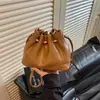 Bolso Cruzado Transfronterizo 2026 Otoño Nuevo Plisado de Moda Estilo Coreano Pequeño, Bolso Cruzado de Hombro Único Ligero Casual Tipo Cubo