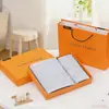 Set de regalo de caja con toalla y toalla de baño para compra al por mayor de empresa, reunión anual, evento festivo, toalla en caja de regalo con logo personalizado