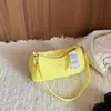 Bolsa Cuadrada Pequeña Coreana de Moda Nueva para Verano 2026 Transfronteriza, Elegante y Versátil, Bolso de Hombro y Cruzado Casual para el Día a Día y el Viaje