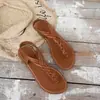 Sandálias rasteirinhas tecidas de alta qualidade estilo francês Moda versátil estilo europeu e americano Sandálias romanas Novidades de Verão 2026