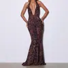 Vestido de otoño e invierno nuevo estilo europeo y americano con cuello halter y escote en V pronunciado con cintas, vestido ajustado sexy con estampado de leopardo, sin espalda y bodycon