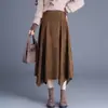 Saia de Camurça Irregular da Moda para Mulheres, Nova Saia Evasê de Cintura Alta Emagrecedora Outono/Inverno 2026, Saia Evasê Elegante