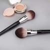 No. 91 brocha suelta brocha de maquillaje súper suave brocha para iluminador y rubor brocha para acabado de maquillaje mango de madera herramientas de belleza venta al por mayor