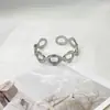 Pulseira O-Shaped Versão Lisa Retro Japonesa e Coreana para Mulheres, Luxo Acessível Elegante da Moda, Série de Joias Pulseira Banhada a Ouro em Aço Titânio Brilhante