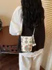 Bolsa de cubo de moda de alta calidad para verano, pedido extranjero para mujer, nuevo modelo 2026, nuevo estilo chino, estilo nacional, bandolera bordada para teléfono