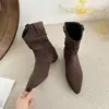 ¡Versión de Cuero Suave! Botas vaqueras occidentales de tacón bajo retro con punta afilada para mujer, nuevas botas Martin de otoño e invierno, botas versátiles que estilizan