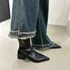 Botines Cortos de Punta Estilo Europeo y Americano para Mujer, Nuevos Botines de Moda Otoño e Invierno 2024 con Tacón Grueso, Botines de Ajuste Delgado, Botas Estilo Martin de Diseño de Nicho