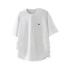 Camiseta Negra de Manga Corta Bordada Estilo Americano para Hombre, Cuello Redondo, Nuevo Estilo Verano 2026, Corte Holgado, Top Versátil, Moderno