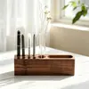 Porta-lápices y cajas de almacenamiento de madera maciza, disponibles en varios estilos, con opciones de personalización basadas en diseños o muestras proporcionados.. Ofrecemos precios competitivos para pedidos al por mayor y también podemos proporcionar decoraciones de escritorio.